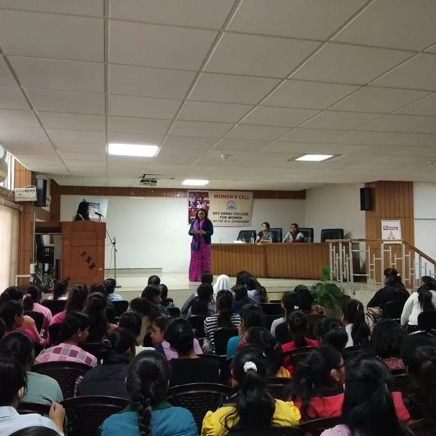 Dr. Shikha Sardana / best IVF Specialist in Chandigarh / best Gynecologist in Chandigarh — photo 3