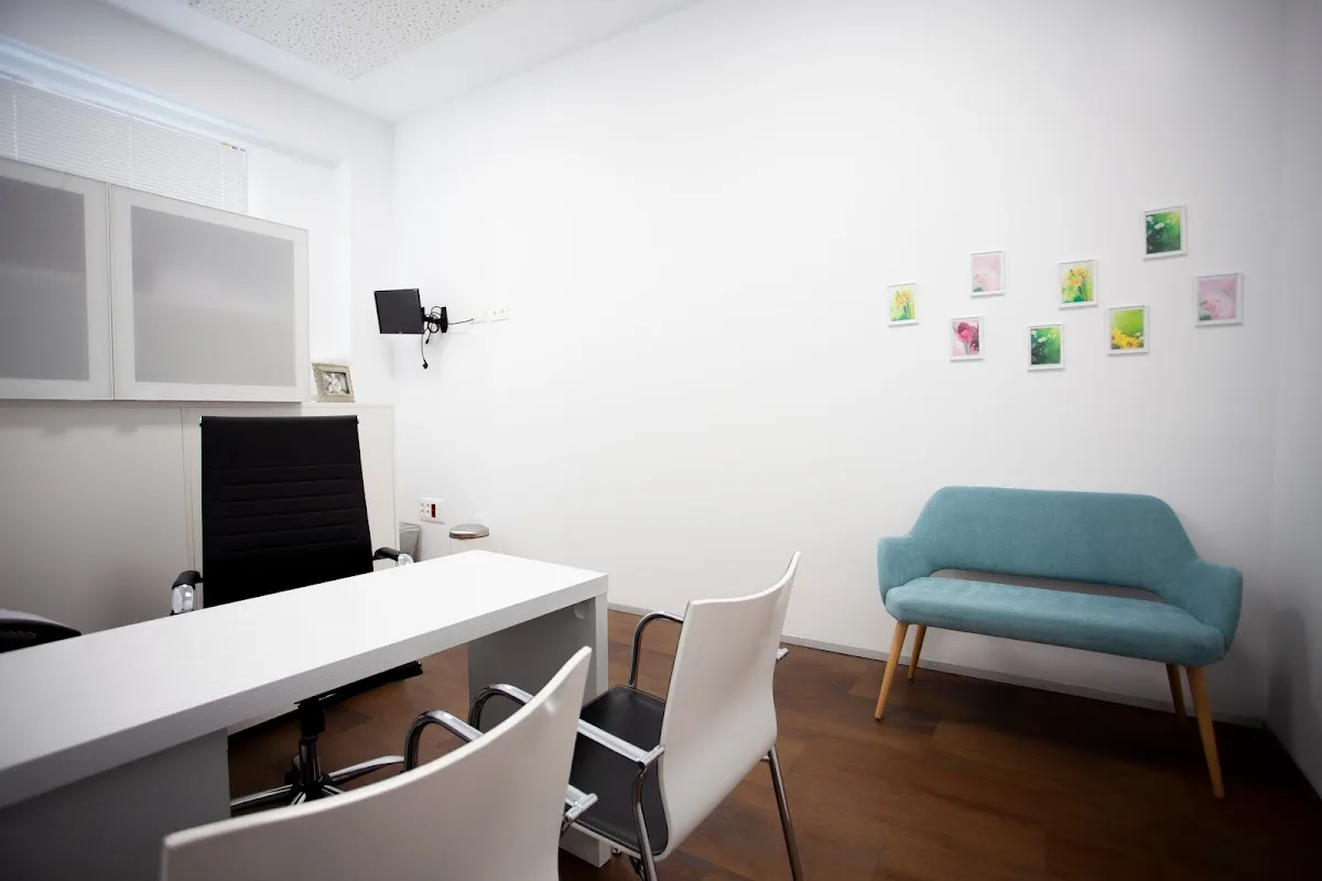 CAREMUJER Clínica Ginecológica — photo 5