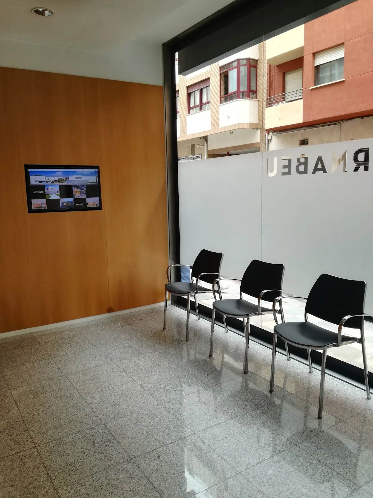 Instituto Bernabeu Albacete — photo 2