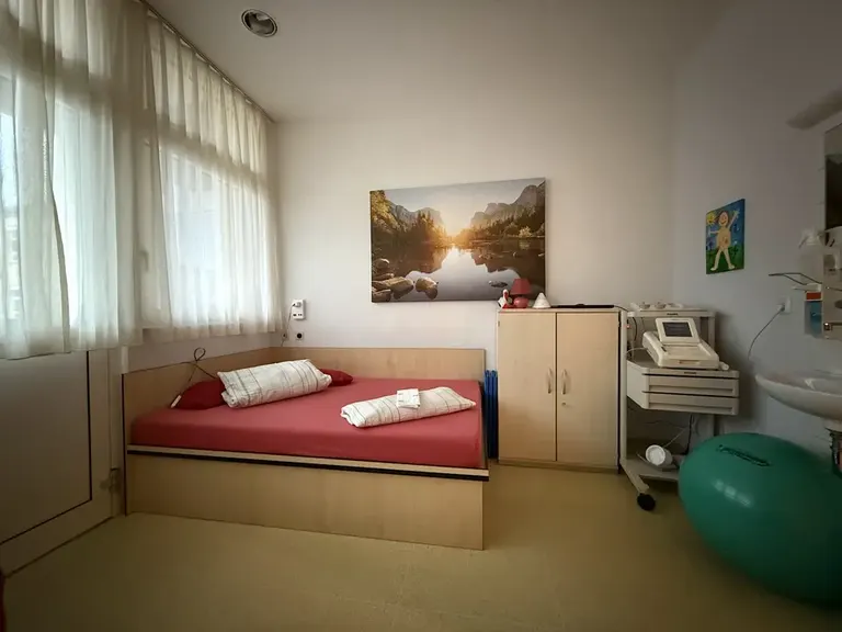 Universitätsklinikum - Frauenklinik - Kinderwunschzentrum und Hormonsprechstunde — photo 3