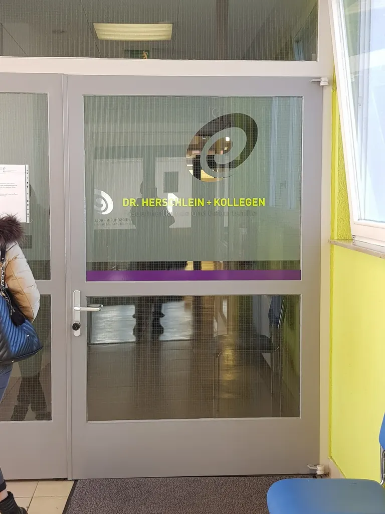 Kinderwunschpraxis Frauenärztin Stuttgart Cannstatt Dr. med. Aynur Tekesin