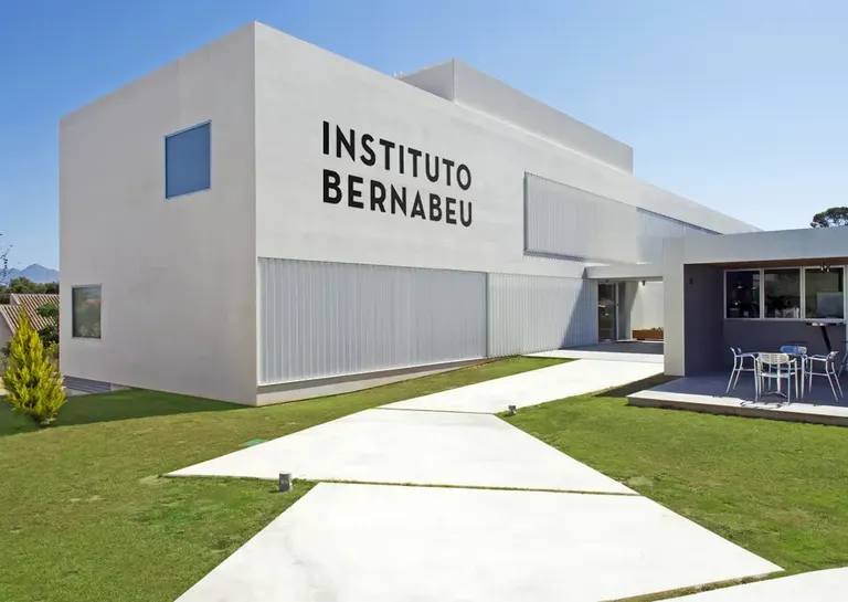 Instituto Bernabeu — photo 2