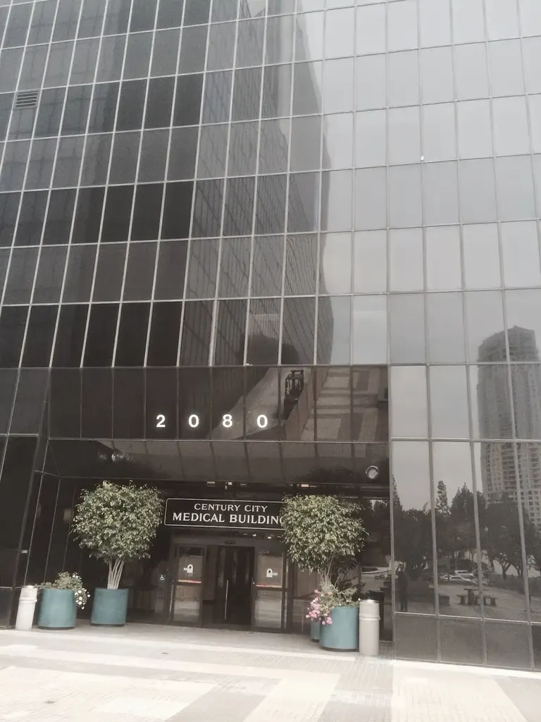 LA IVF Clinic — photo 2