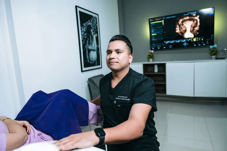 DR. FRED MORGAN - GINECÓLOGO EXPERTO EN FERTILIDAD Y CIRUGÍA GINECOLÓGICA LAPAROSCOPICA